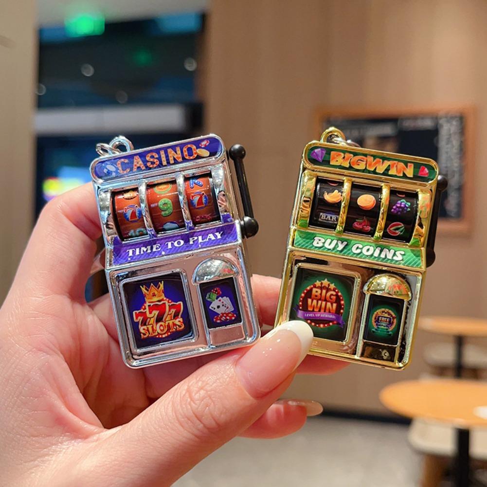 Porte-clés machine à sous tend - Fruit Slot Machine avis et prix